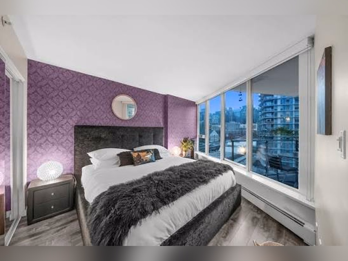 Property preview 4 background