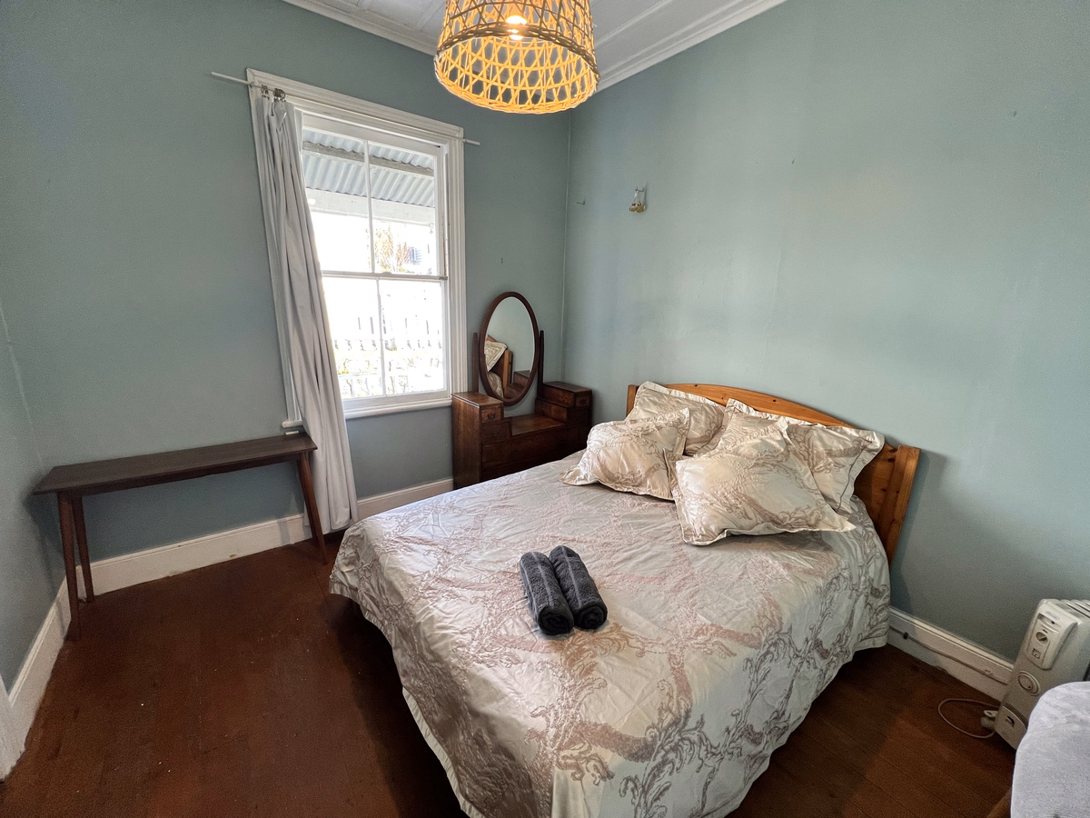 Property preview 4 background