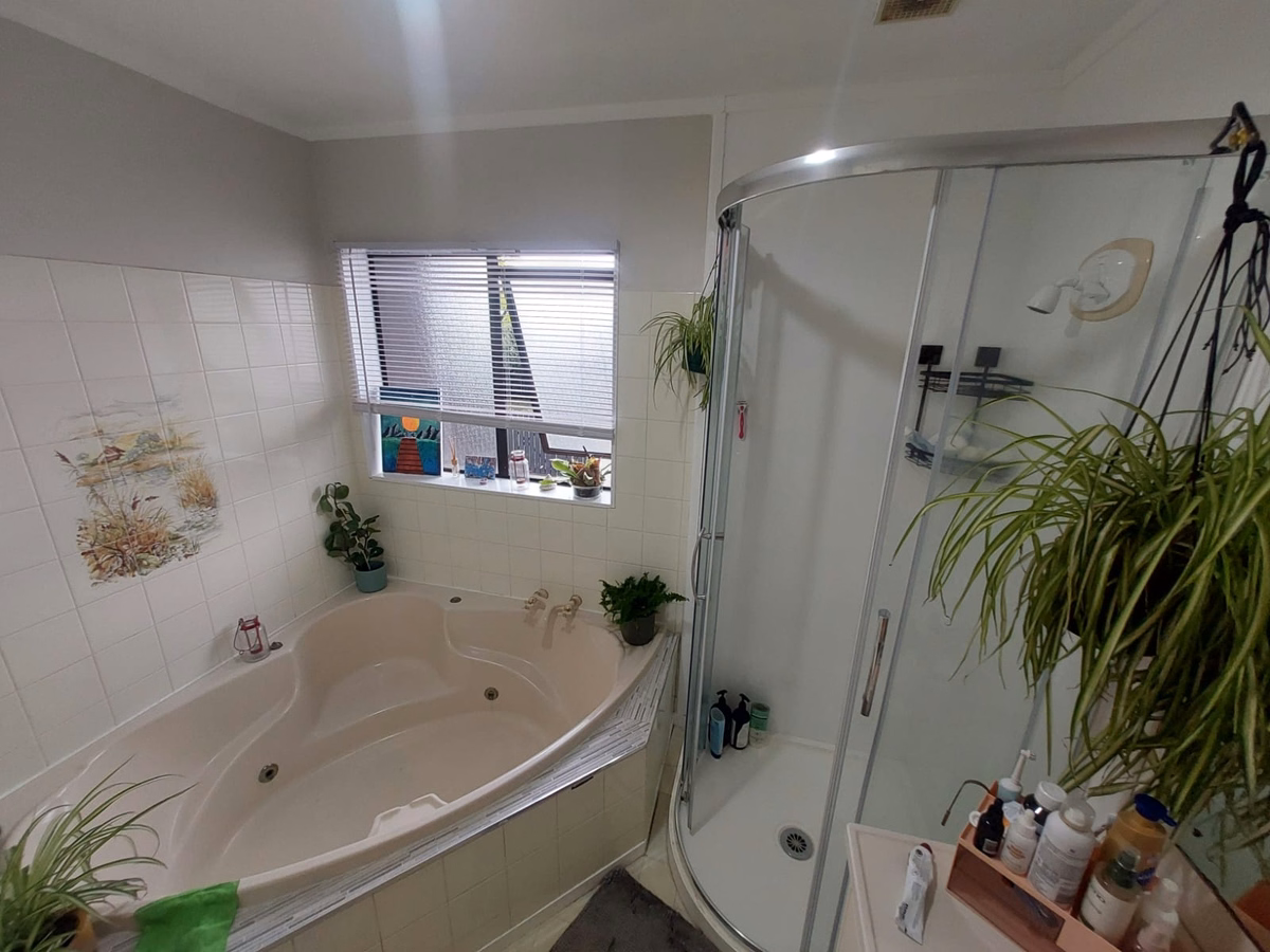 Property preview 4 background