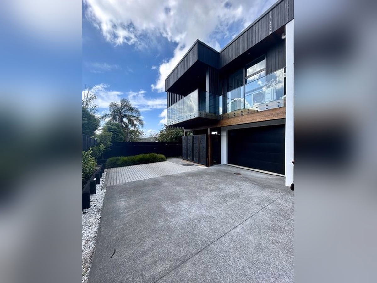 Property preview 2 background