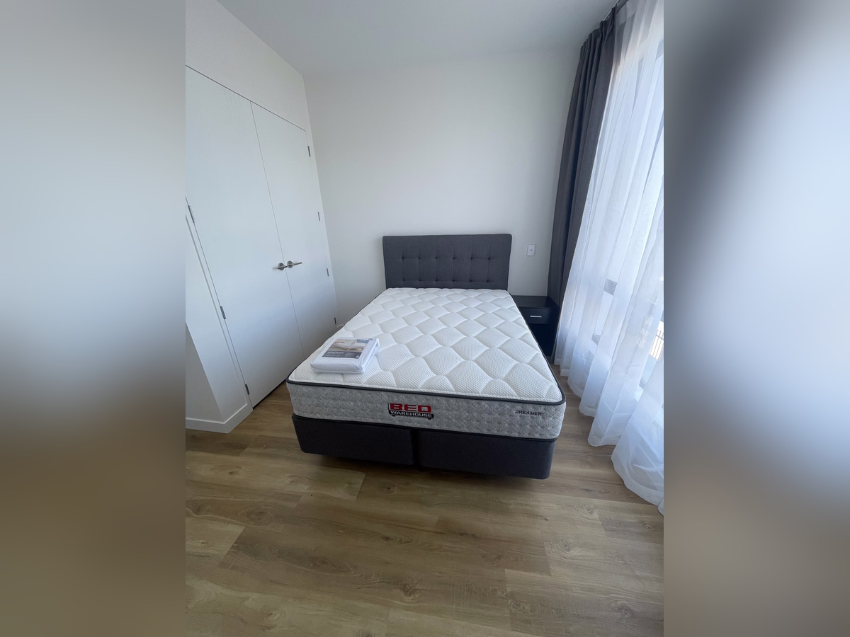 Property preview 2 background