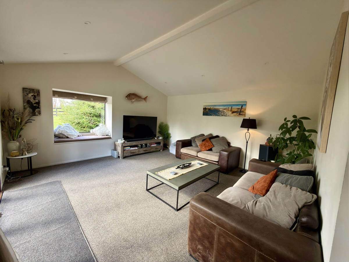 Property preview 4 background
