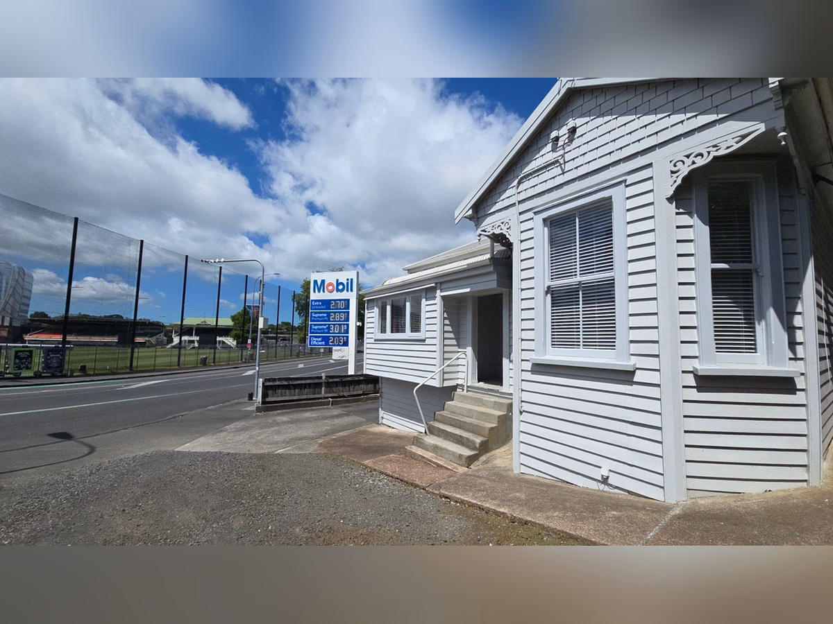 Exterior – Mount Eden