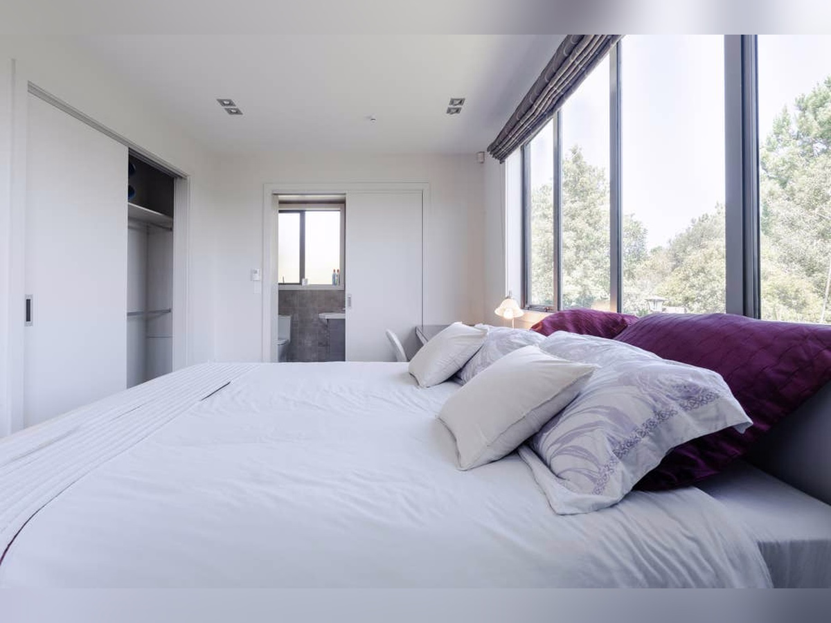Property preview 2 background