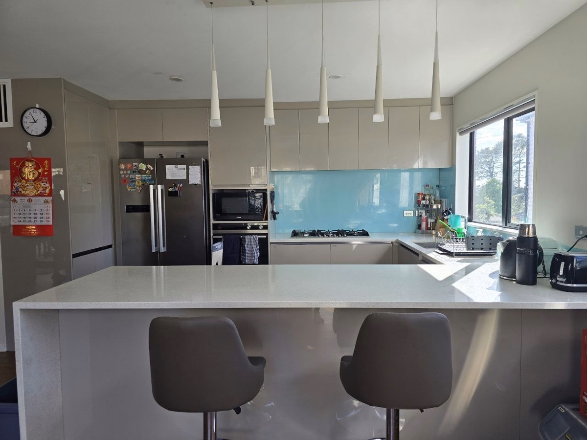 Kitchen · Shared kitchen with pantry space – Glendene