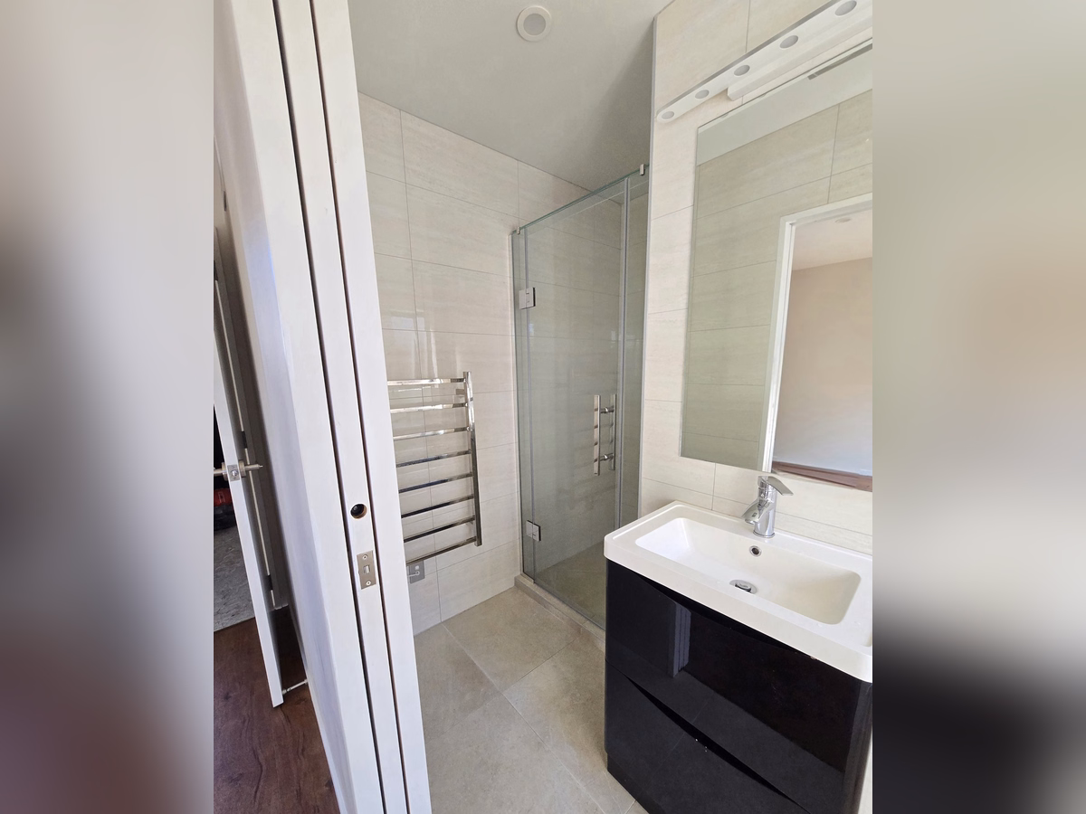 Ensuite · Private bathroom for ensuite – Glendene