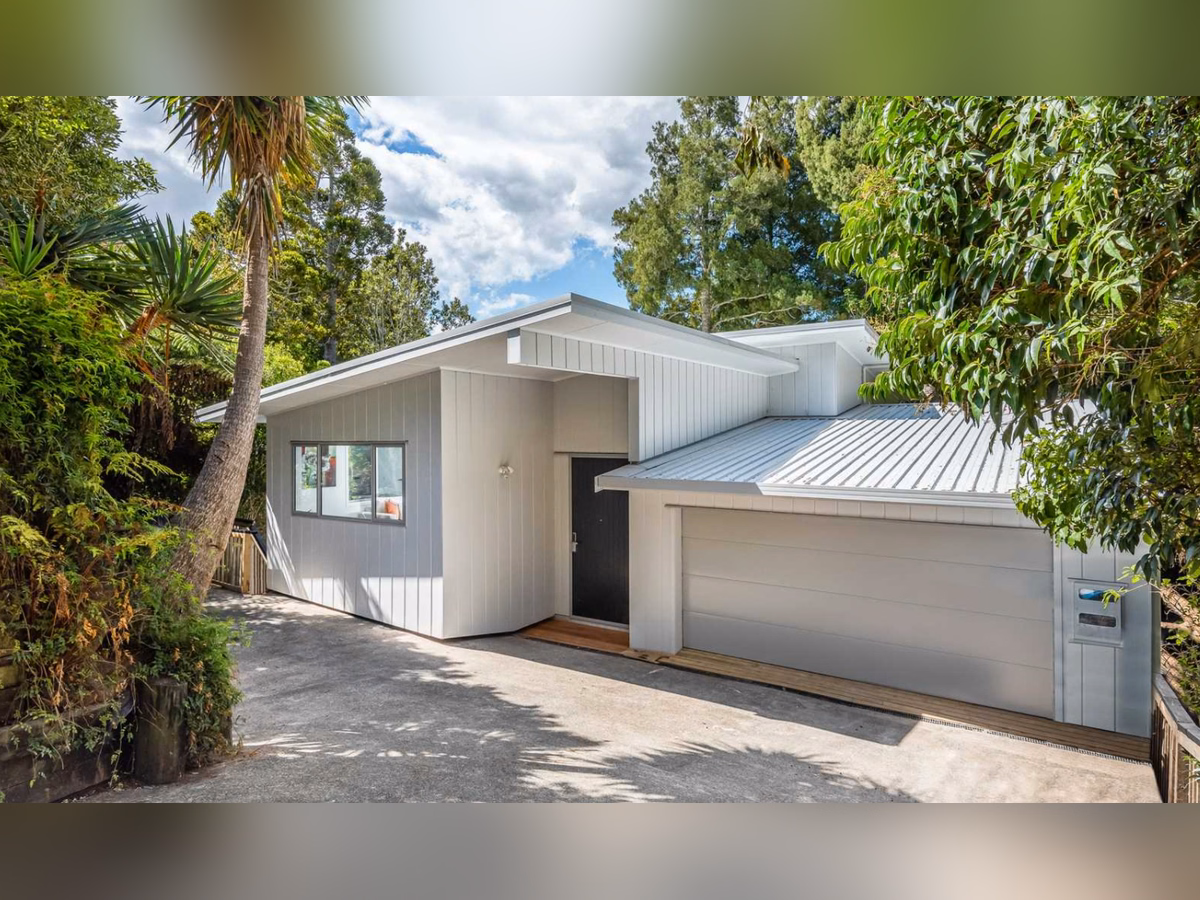 Property main background
