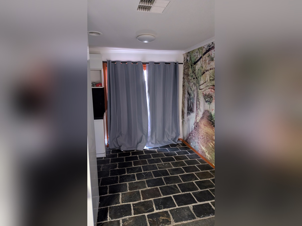 Property preview 2 background
