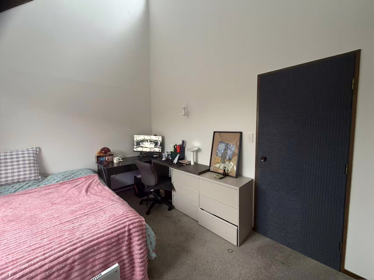 Property preview background