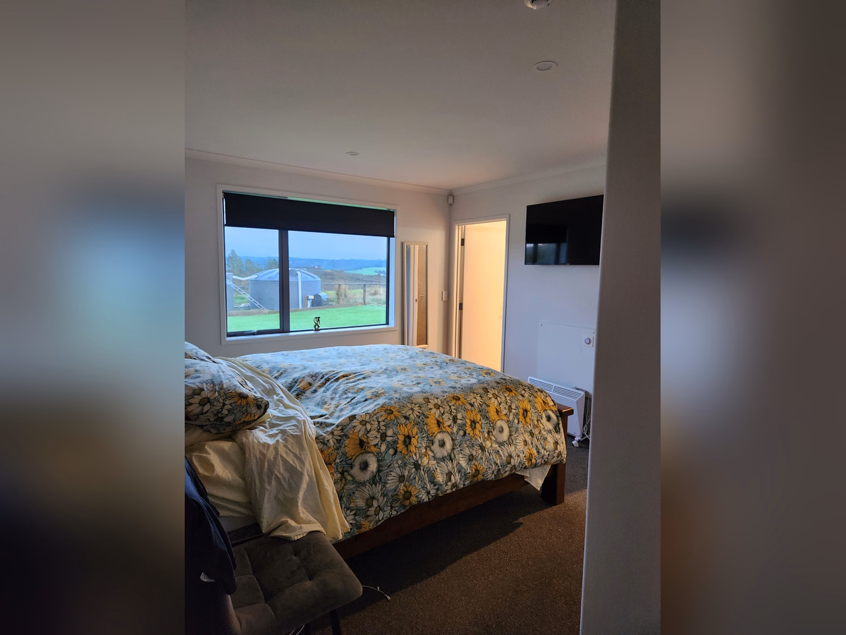 Ensuite Room – Waipapa