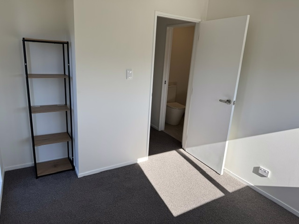 Property preview 3 background