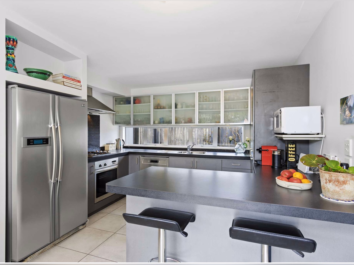 Property preview 4 background