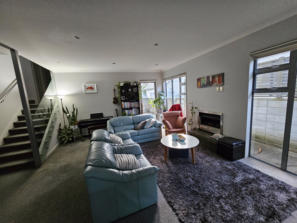 Living room – Epsom