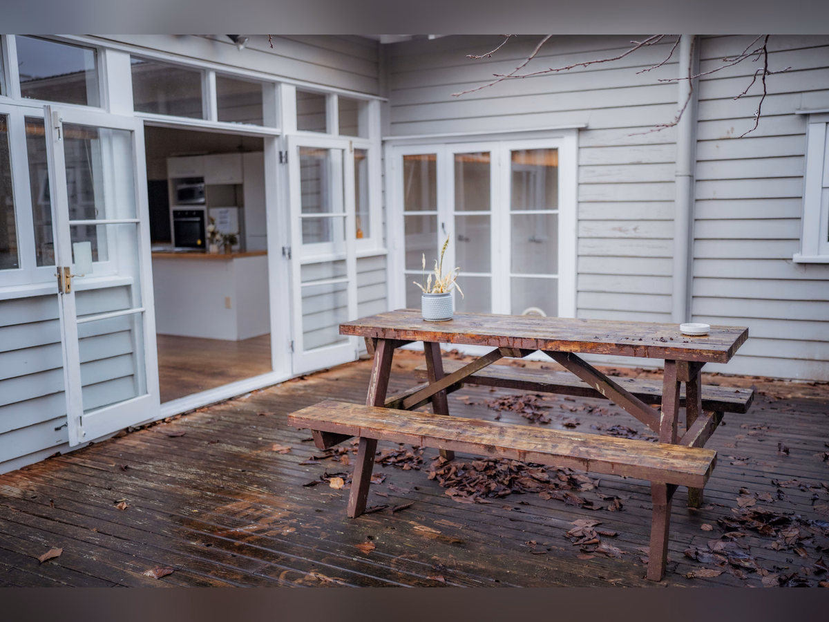 Outdoor area – Mount Eden