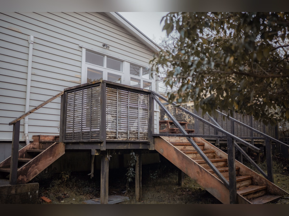 Exterior – Mount Eden