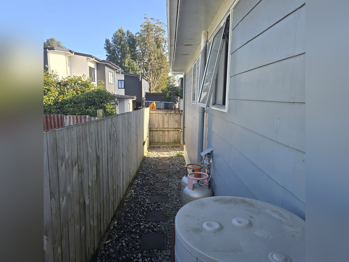 Property preview 3 background