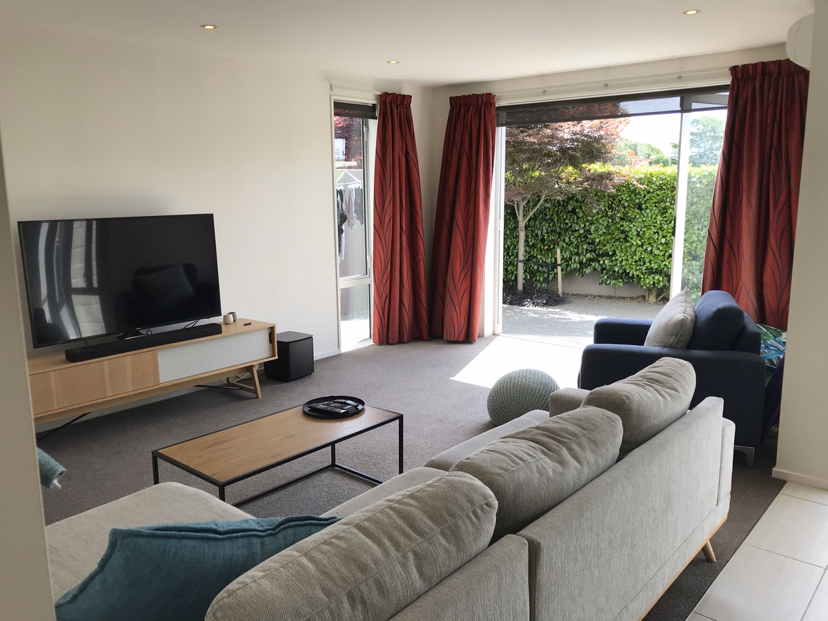 Living room – Hillmorton background