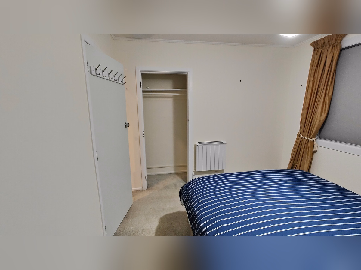 Property preview 5 background