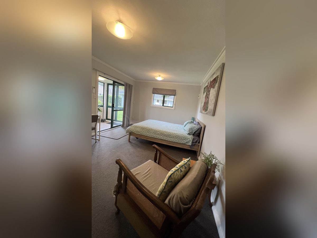 Property preview 5 background