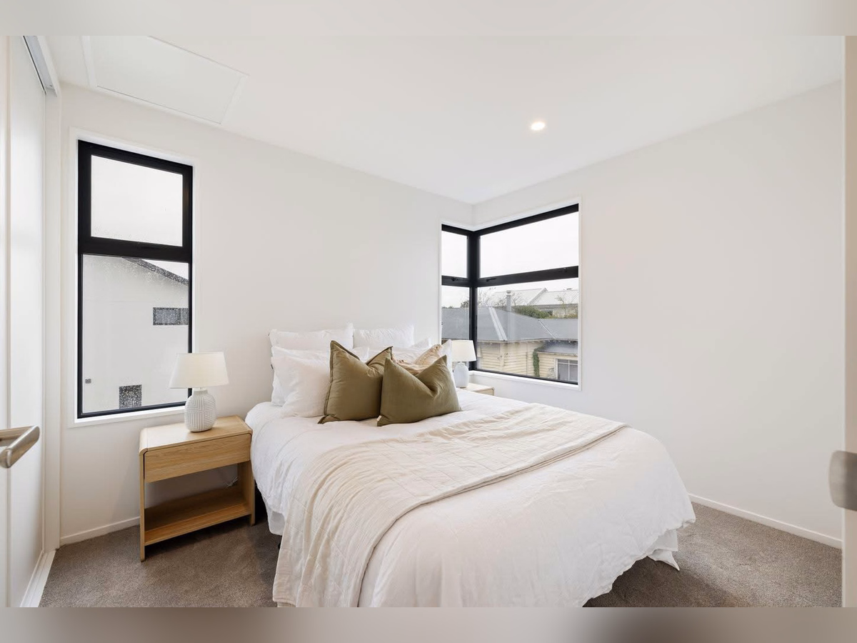 Property preview 4 background