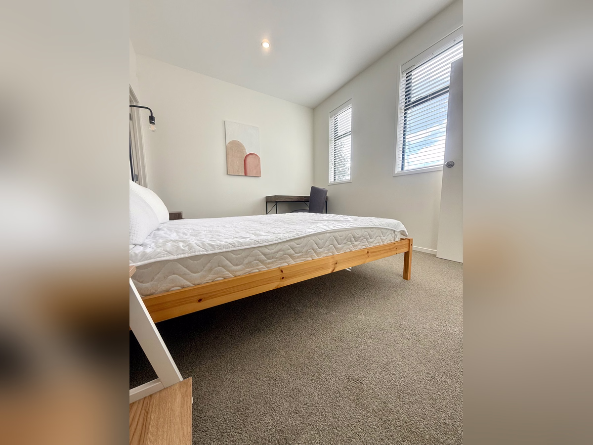 Property preview 5 background