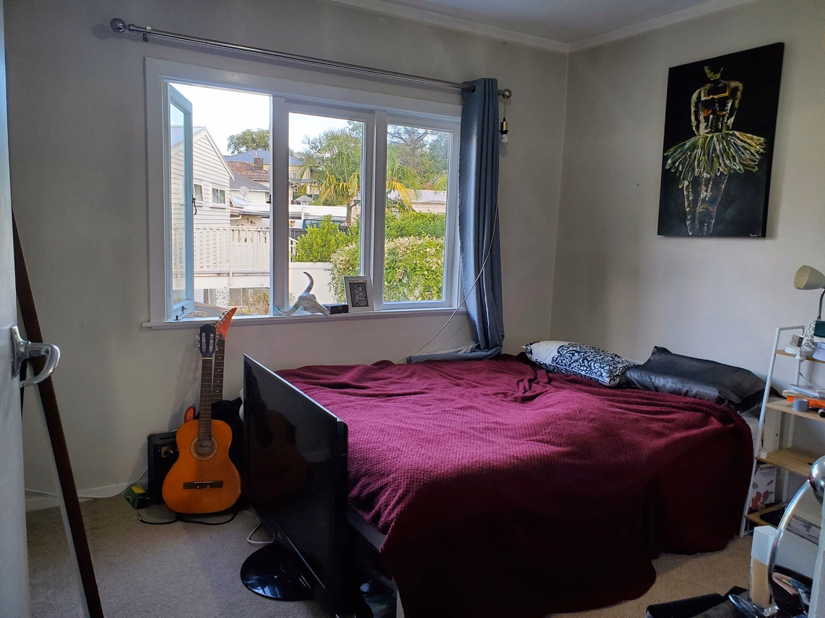 Property preview 4 background