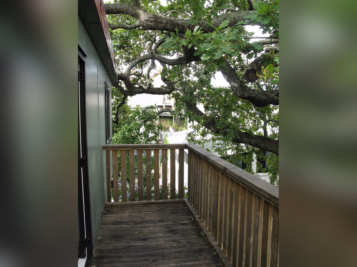 Balcony – Eden Terrace