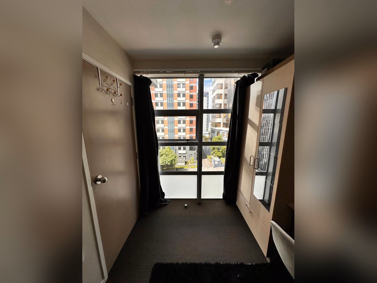 Property preview 4 background