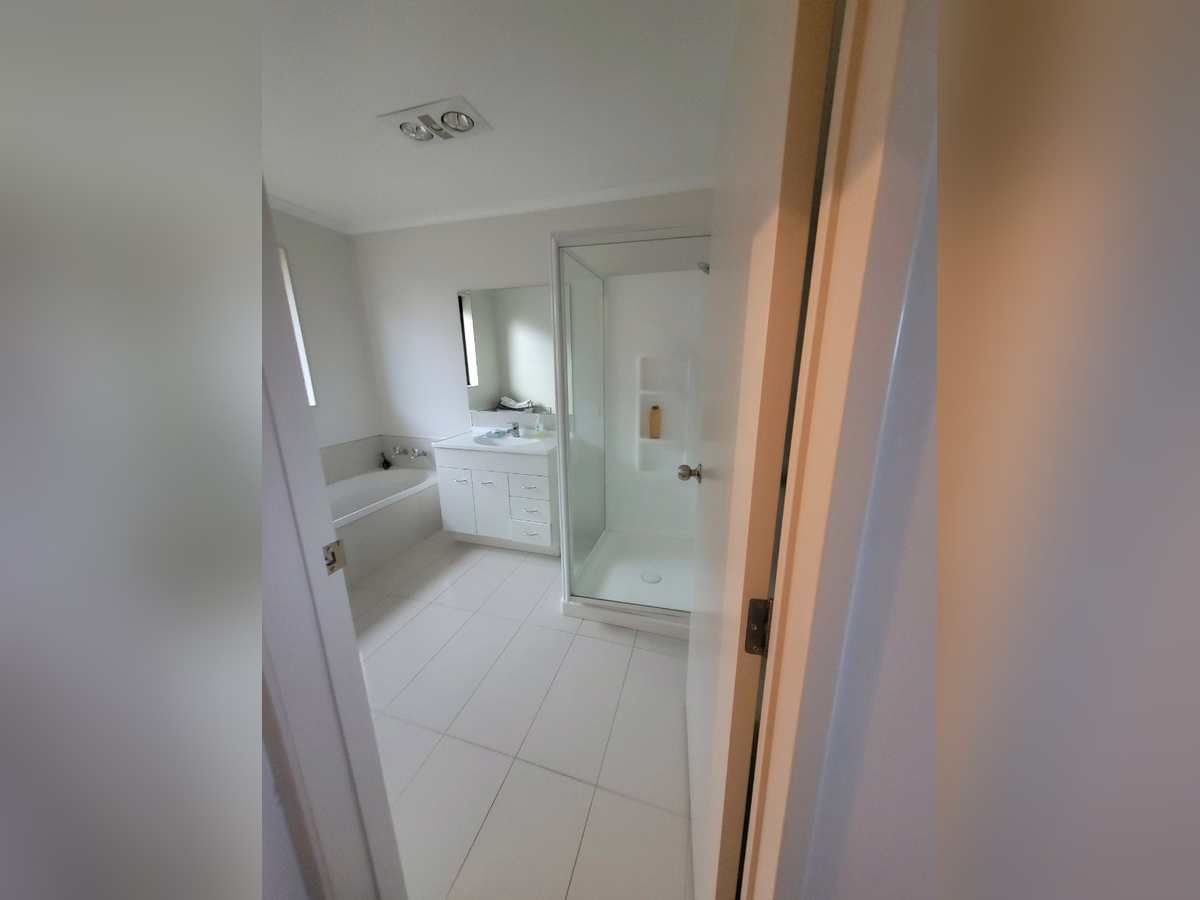 Property preview 5 background