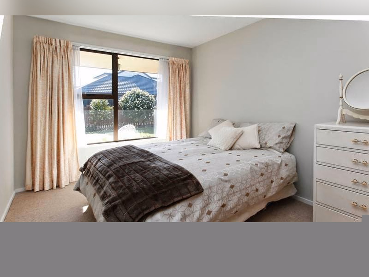 Property main background