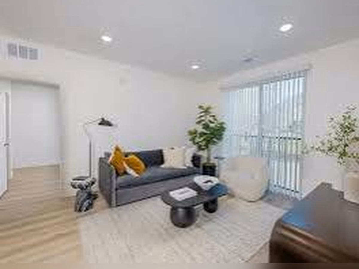 Property preview 3 background