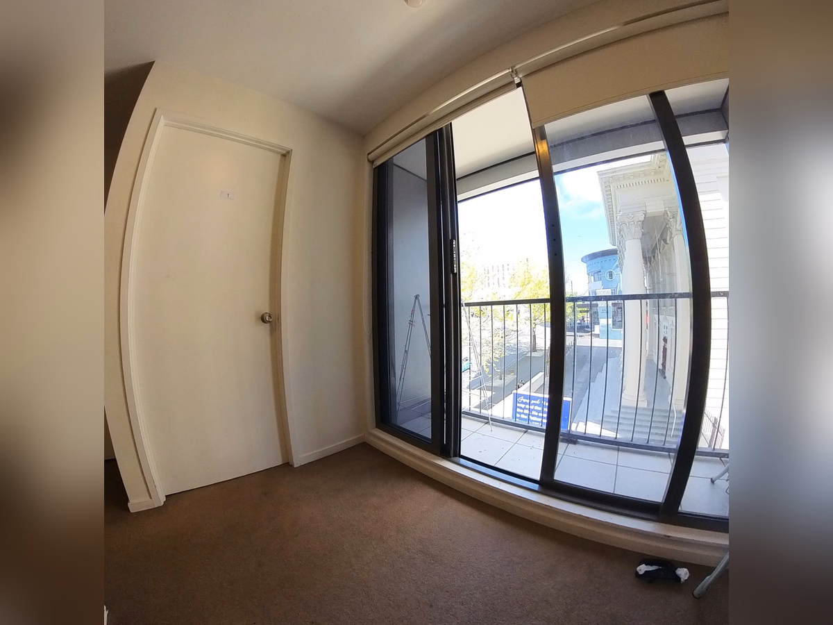 Balcony – Auckland CBD