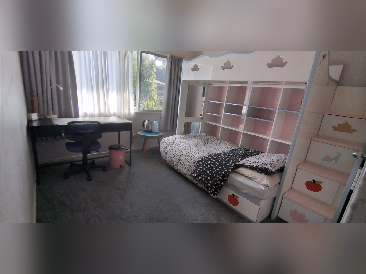 Property preview 5 background