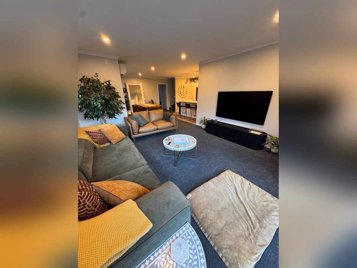 Property preview 5 background
