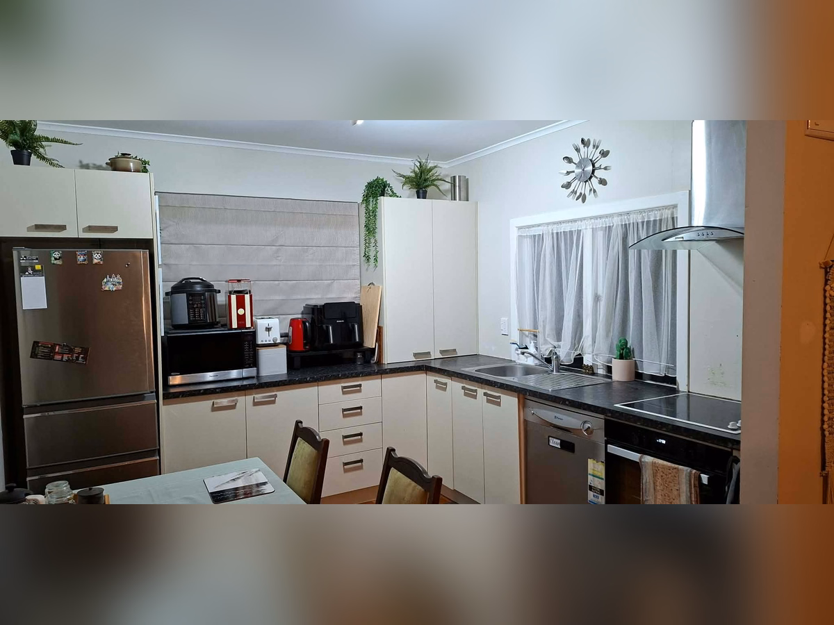 Property preview 5 background