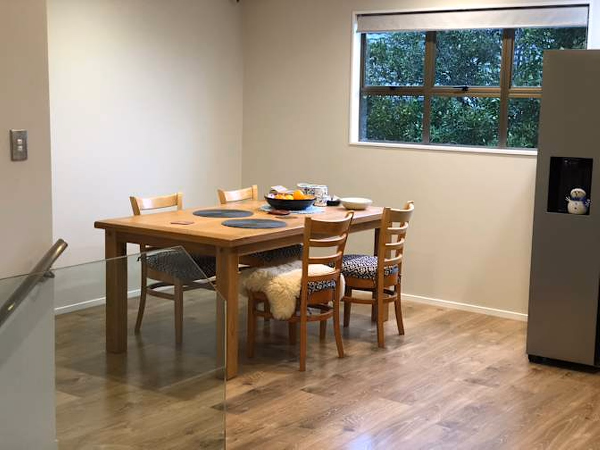 Dining – Hatfields Beach