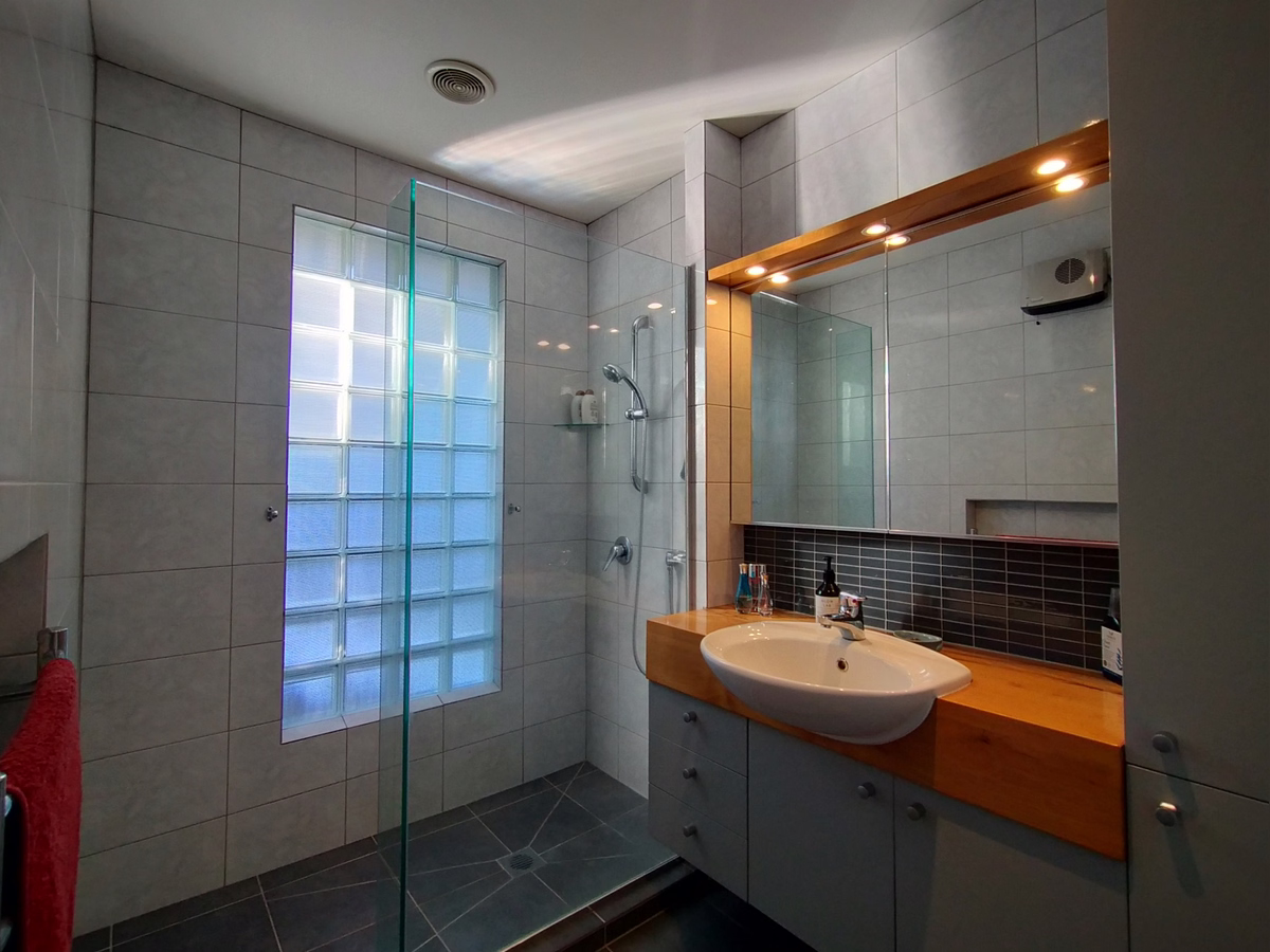 Property preview 4 background