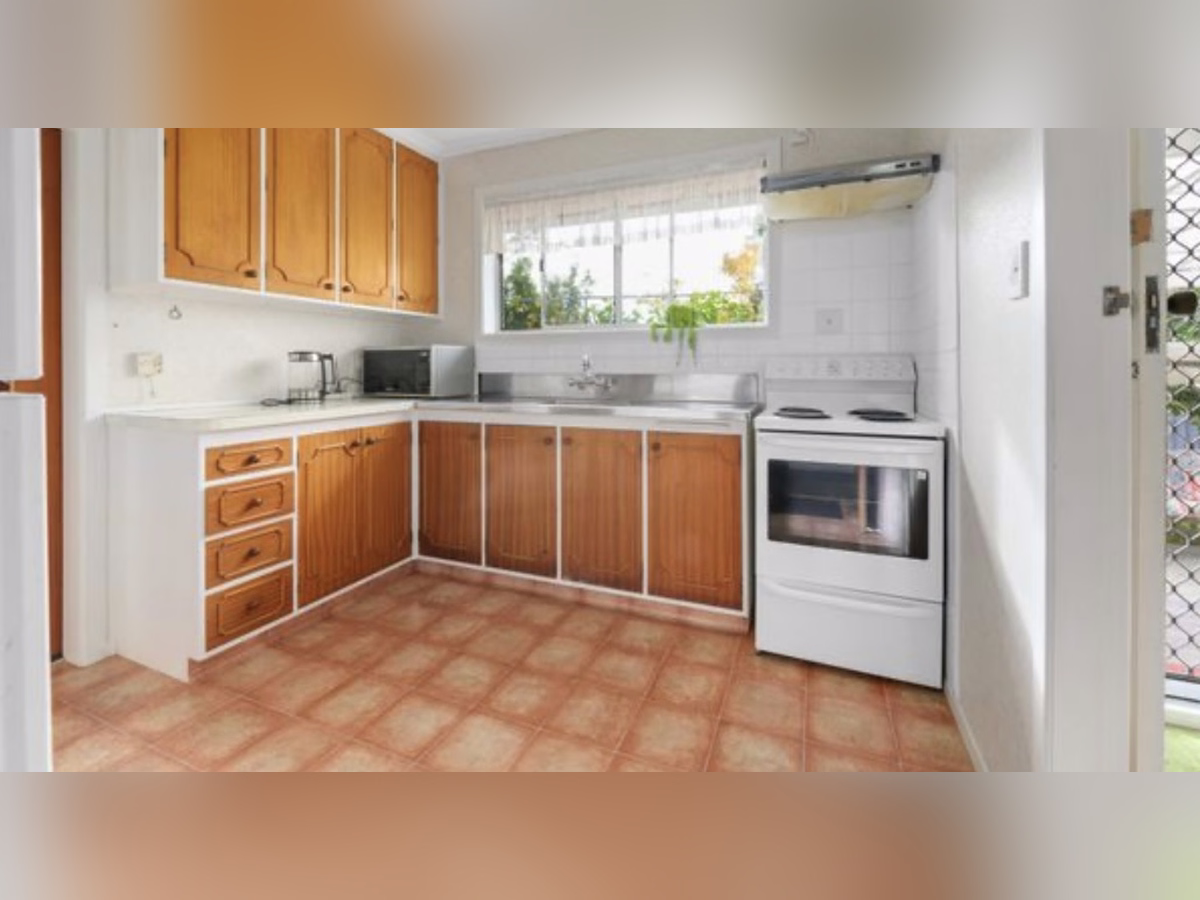 Property preview 4 background