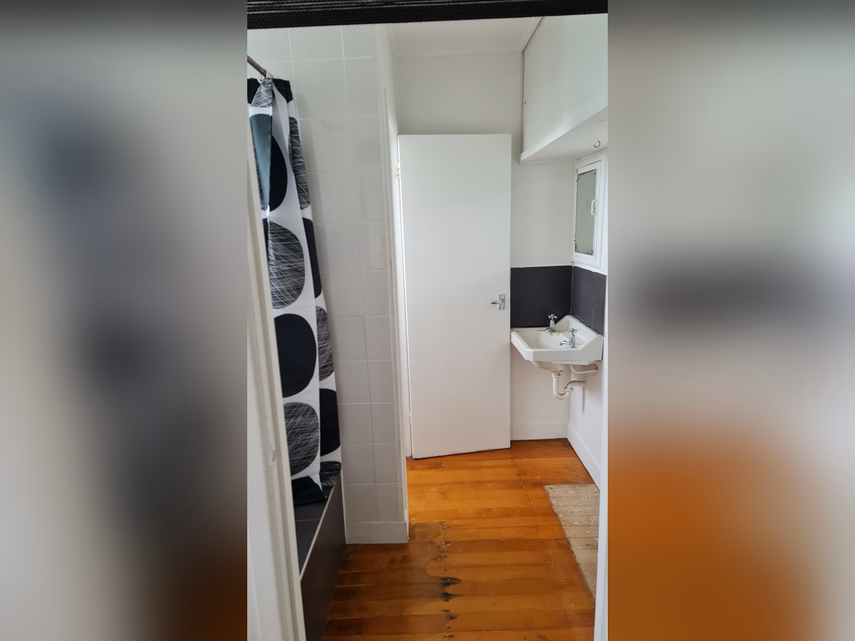 Property preview 4 background